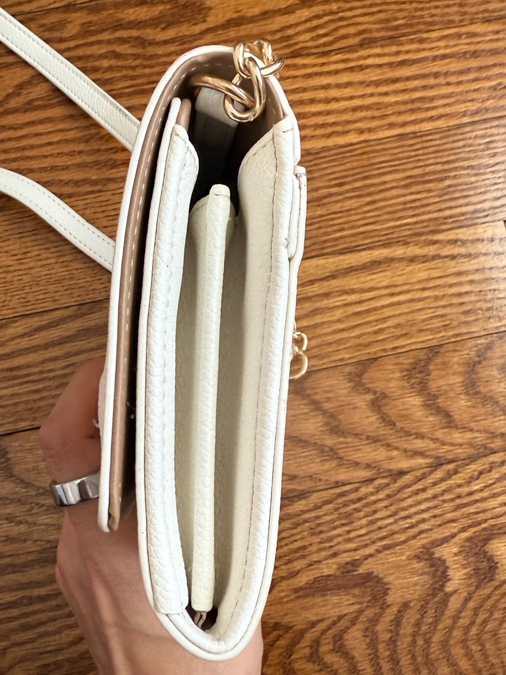 Anne Klein White Pebble Faux Leather Crystal Gold Crossbody Clutch Bag Like New - Picture 8 of 8